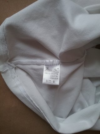 Camiseta blanca de algodón con tirantes