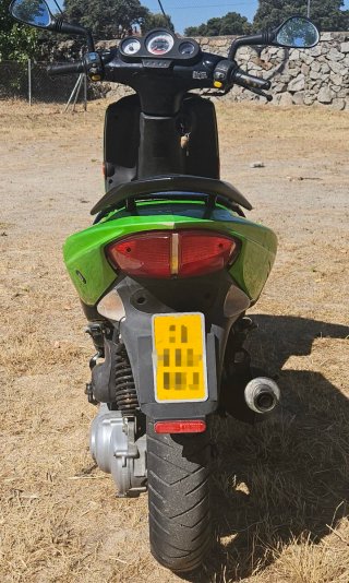 Peugeot Speedfight 2 agua Scooter