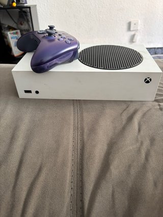Xbox Series S 512GB + 2 Mandos, Buen estado