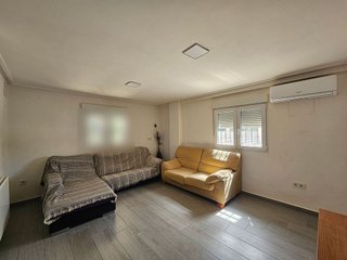 Chalet en venta en Novelda