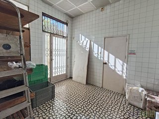 Local comercial en venta en Este en Castellón de la Plana