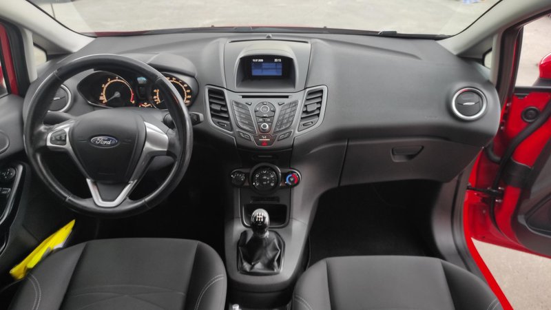 Ford Fiesta 2016, foto 7