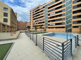 Piso en alquiler en Arrabal en Zaragoza