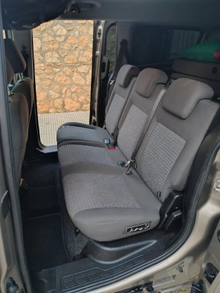 Furgoneta Camper larga FIAT Doblò Maxi Lounge