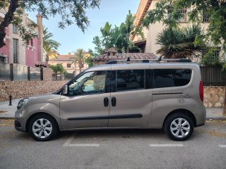 Furgoneta Camper larga FIAT Doblò Maxi Lounge