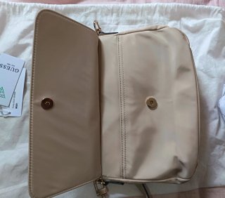Bolso Guess ECO GEMMA Arena con monedero