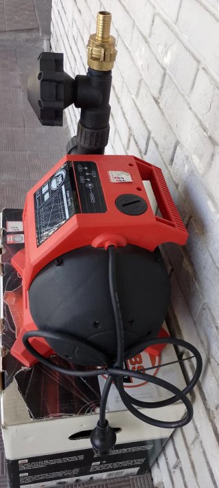 Bomba de presión EBS 1000 nueva