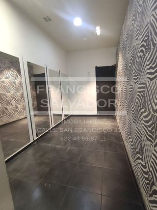 Local comercial en alquiler en Centro en Lucena