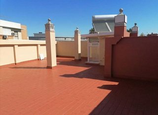 Dúplex en alquiler en Arco Norte - Avda. España en Dos Hermanas