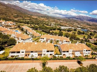 Chalet en venta en La Cala Golf - Lagar Martell en Mijas