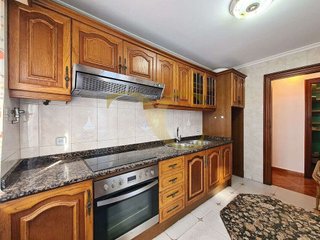 Piso en venta en Pumarín en Gijón