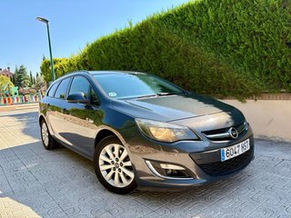 Opel Astra 2013