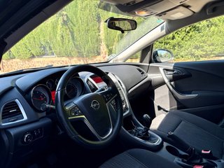 Opel Astra 2013