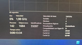 HP Compaq 8200 Elite SFF PC - 16GB RAM - i7 - W11