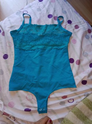 Body azul con encaje