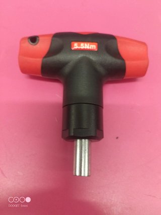 Llave dinamométrica 5.5 Nm