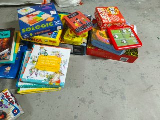 Lote Juguetes y Libros Infantiles