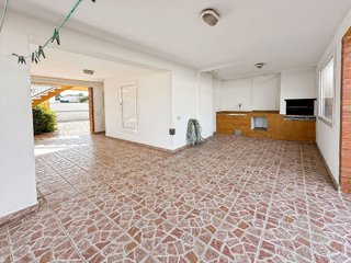 Chalet en venta en Riells en Escala, L´