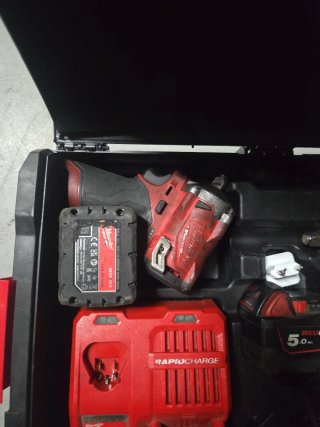 Lote Taladro Milwaukee