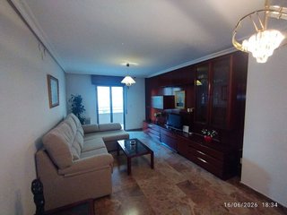 Piso en alquiler en Hospital en Jaén