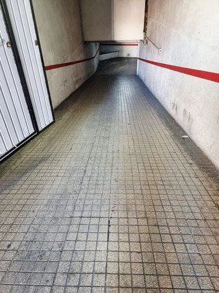 Garaje en alquiler en Hospital en Valladolid