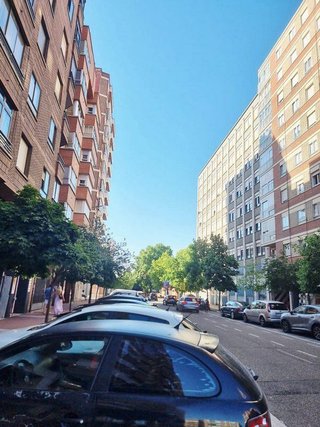 Garaje en alquiler en Hospital en Valladolid