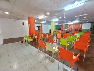 Local comercial en alquiler en Este en Castellón de la Plana