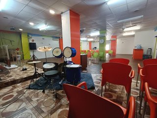 Local comercial en alquiler en Este en Castellón de la Plana