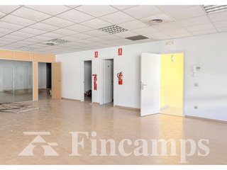 Nave industrial en alquiler en Gràcia en Sabadell