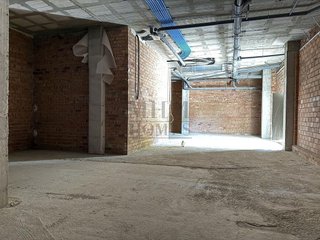 Local comercial en alquiler en El Mayorazgo - El Limonar en Málaga