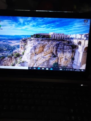 Asus i5 2.30GHz 6GB RAM 320gb 30 no negociable