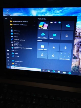 Asus i5 2.30GHz 6GB RAM 320gb 30 no negociable