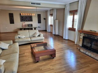 Chalet en venta en El Esparragal en Murcia
