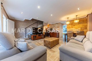 Casa adosada en venta en El Travaló - Martínez Valero en Elche