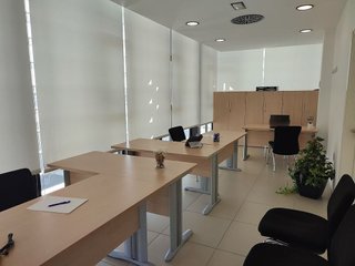 Oficina en alquiler en Cortadura - Zona Franca  en Cádiz