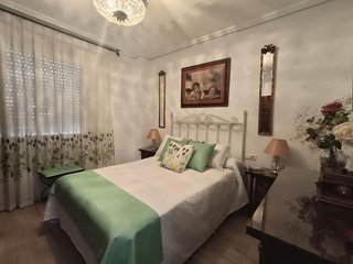 Piso en alquiler en Santa Rosa - Valdeolleros en Córdoba