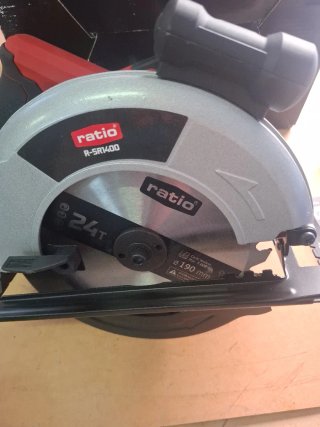 SIERRA CIRCULAR RATIO R SR 1400W CON GUÍA LÁSER