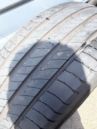 Neumático Michelin 225/40 R18