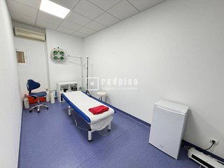 Local comercial en venta en Bernabéu - Hispanoamérica en Madrid