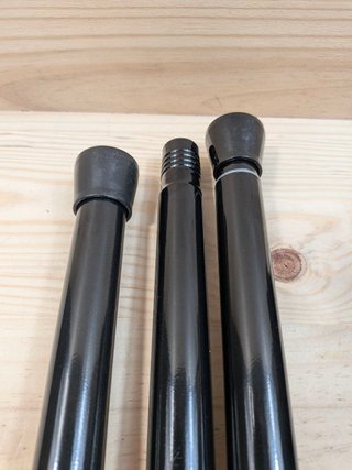 Cortina Térmica Negra con Barra 132x210cm