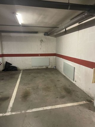 Garaje en venta en Eixample Sud – Migdia en Girona