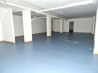 Local comercial en alquiler en Ensanche - Sar en Santiago de Compostela