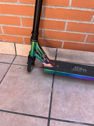 -Patinete Nitro Rainbow -Bo hace ruido