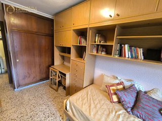 Piso en venta en Carolinas Altas en Alicante
