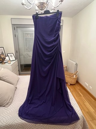 Vestido morado palabra de honor