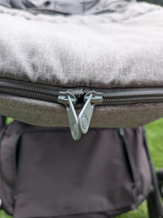 Saco Bugaboo Invierno Gris
