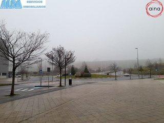 Local comercial en alquiler en Lezkairu en Pamplona