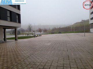 Local comercial en alquiler en Lezkairu en Pamplona