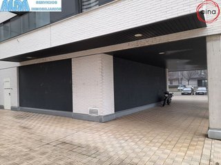 Local comercial en alquiler en Lezkairu en Pamplona