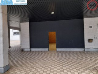 Local comercial en alquiler en Lezkairu en Pamplona